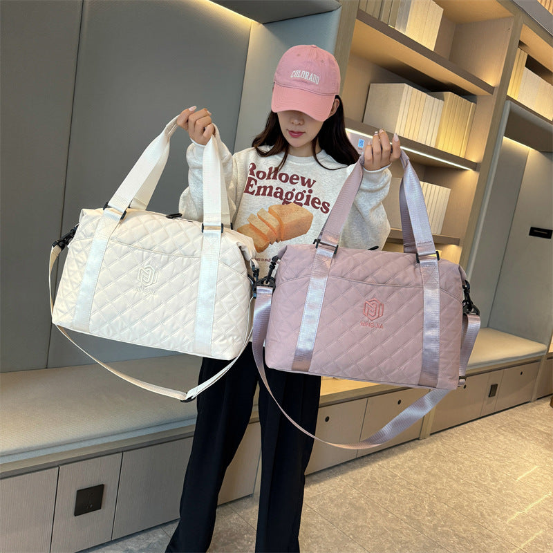 🎒 Urban Sportska Torba – Stil i Funkcionalnost za Svaki Dan