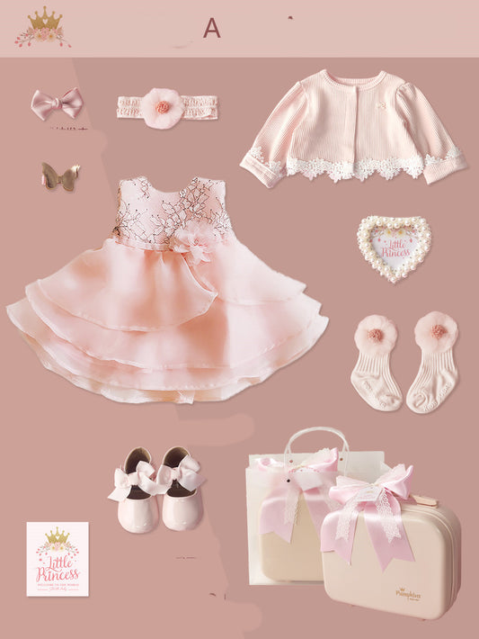 MINIKID Poklon Set za Bebe – Haljinica, Cipelice i Dodaci u Elegantnoj Kutiji